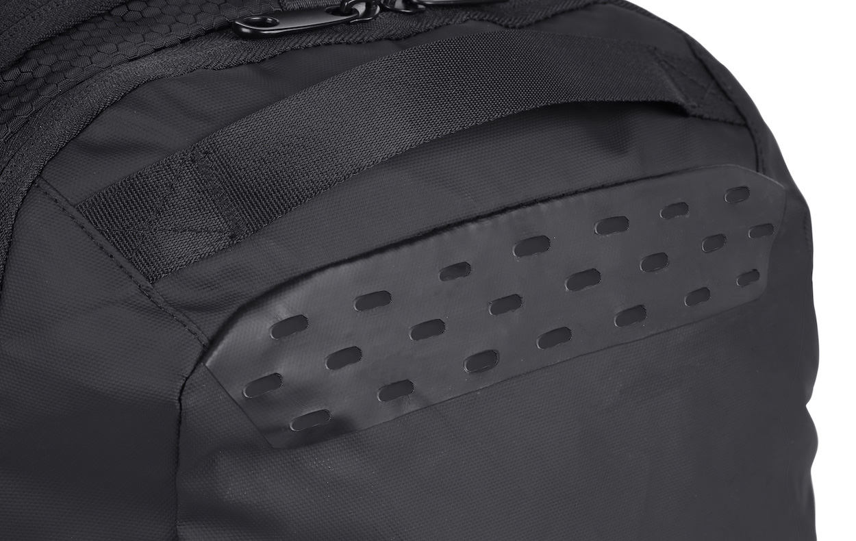 anti-theft sports bag,anti theft sports bag, anti theft sports bag, activcargo tribal, fear less activ maxx